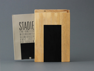 Neugestaltung des Katalogs »Stadien« von Knut Ebeling und Kai Schiemenz